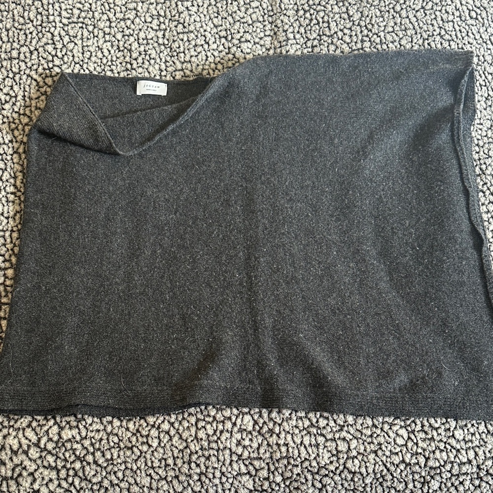 Jigsaw gray cashmere blend one size shawl/poncho